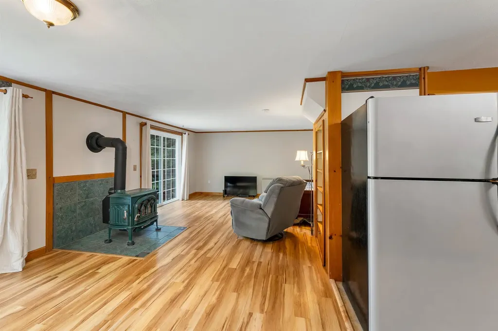 999 Franklin Highway Andover NH 03216