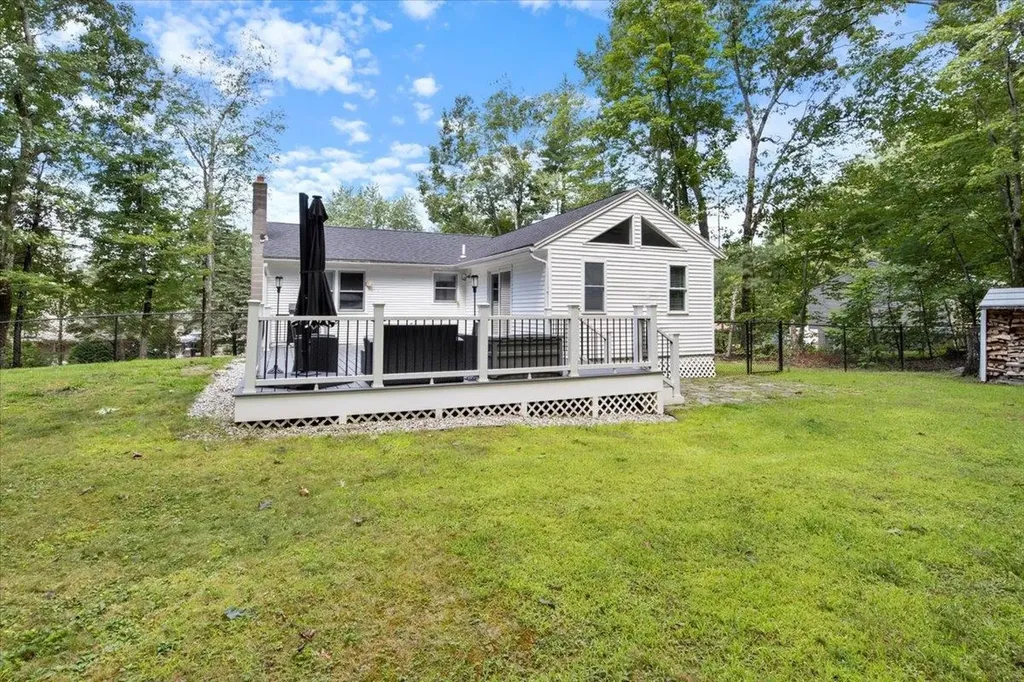 4 Allison Lane Derry NH 03038