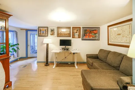 8 Pleasant Street Ludlow VT 05149