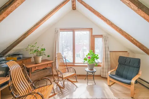 8 Pleasant Street Ludlow VT 05149