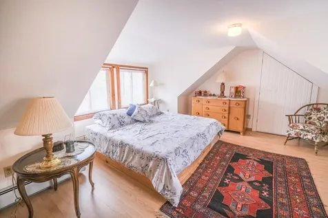 8 Pleasant Street Ludlow VT 05149