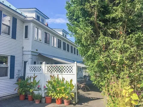 8 Pleasant Street Ludlow VT 05149