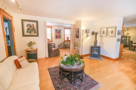 8 Pleasant Street Ludlow VT 05149