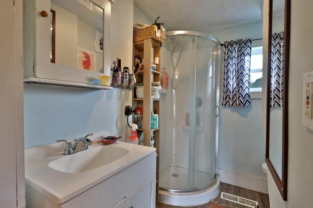 1408 Elm Street Pittsford VT 05763