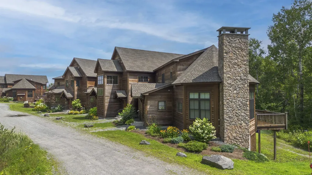 9 Powderhorn Lane Wilmington VT 05363