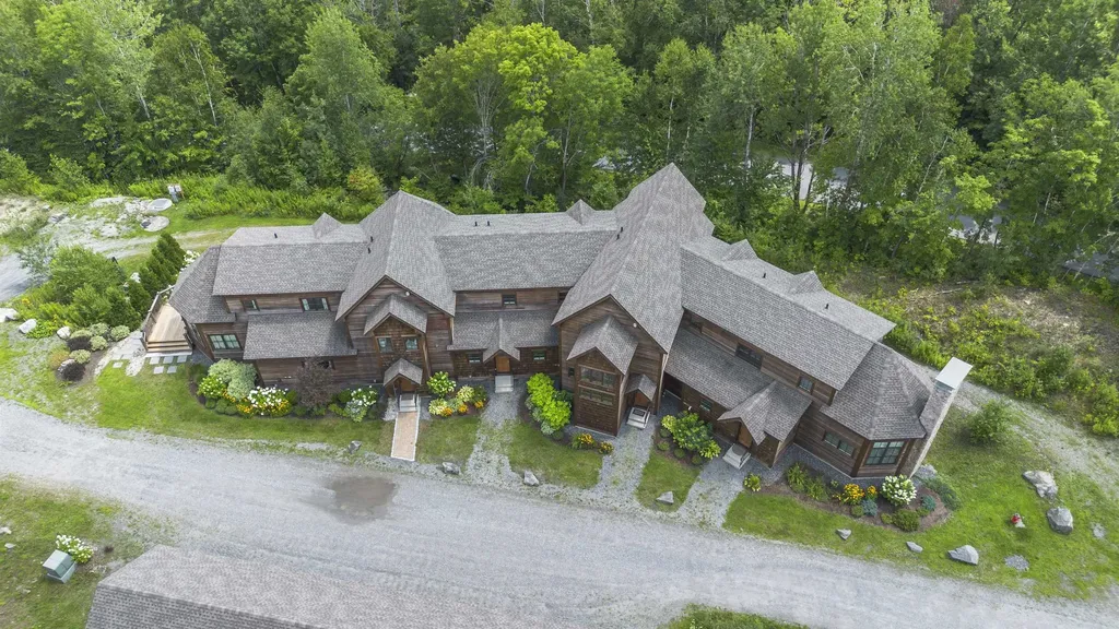 9 Powderhorn Lane Wilmington VT 05363