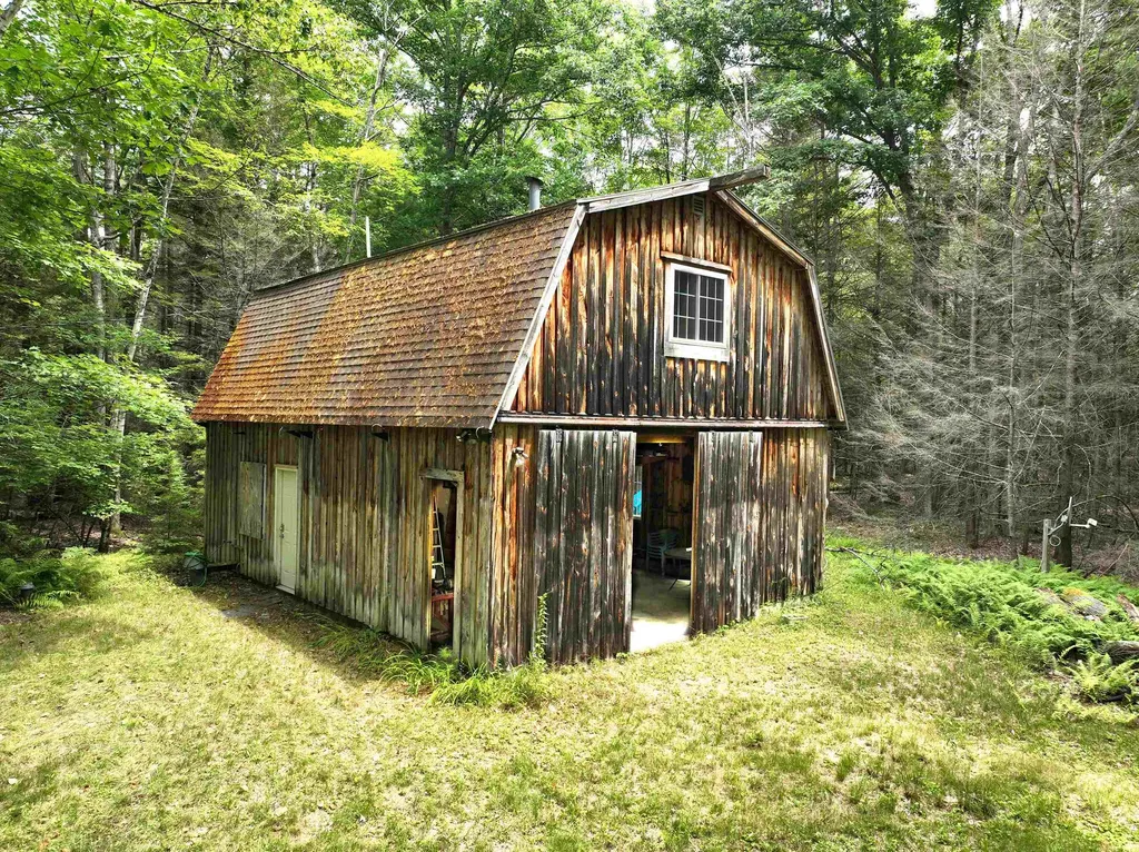 1219 Forest Road Greenfield NH 03047
