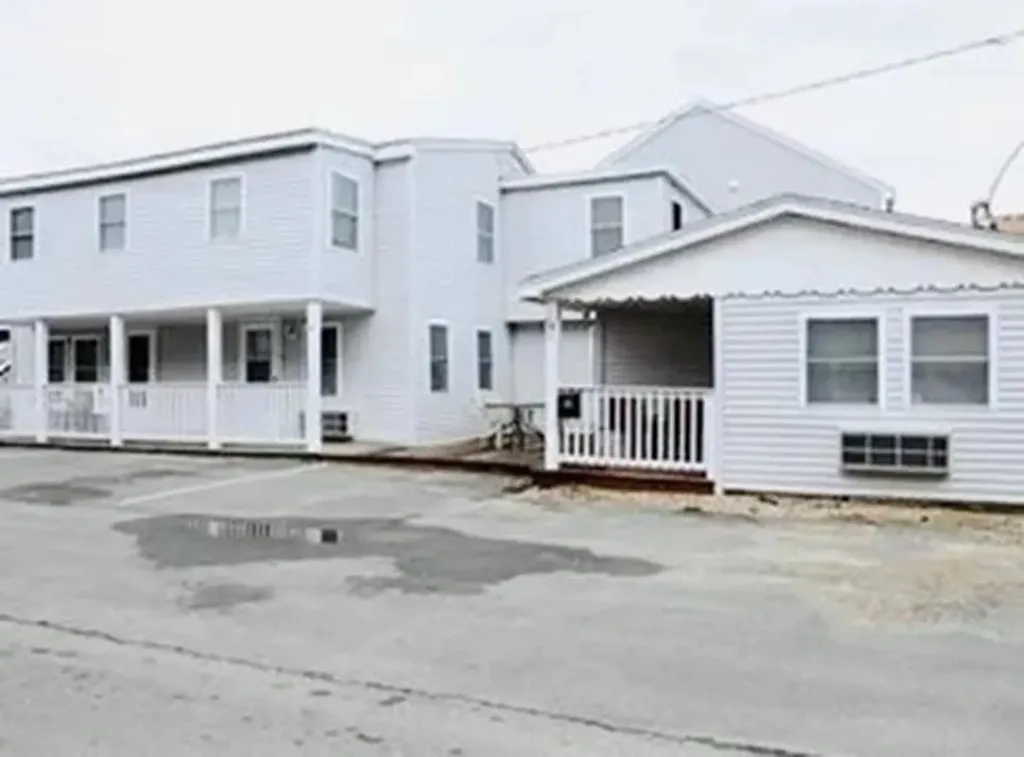 4 Keefe Avenue Hampton NH 03842