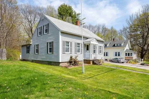 39 Woodlawn Avenue Kittery ME 03904