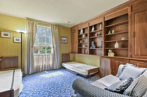 120 Ledgewood Road Manchester NH 03104