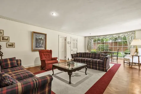 120 Ledgewood Road Manchester NH 03104