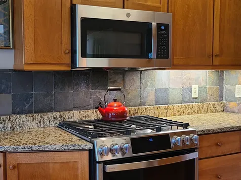 10 Little York Road Winhall VT 05340