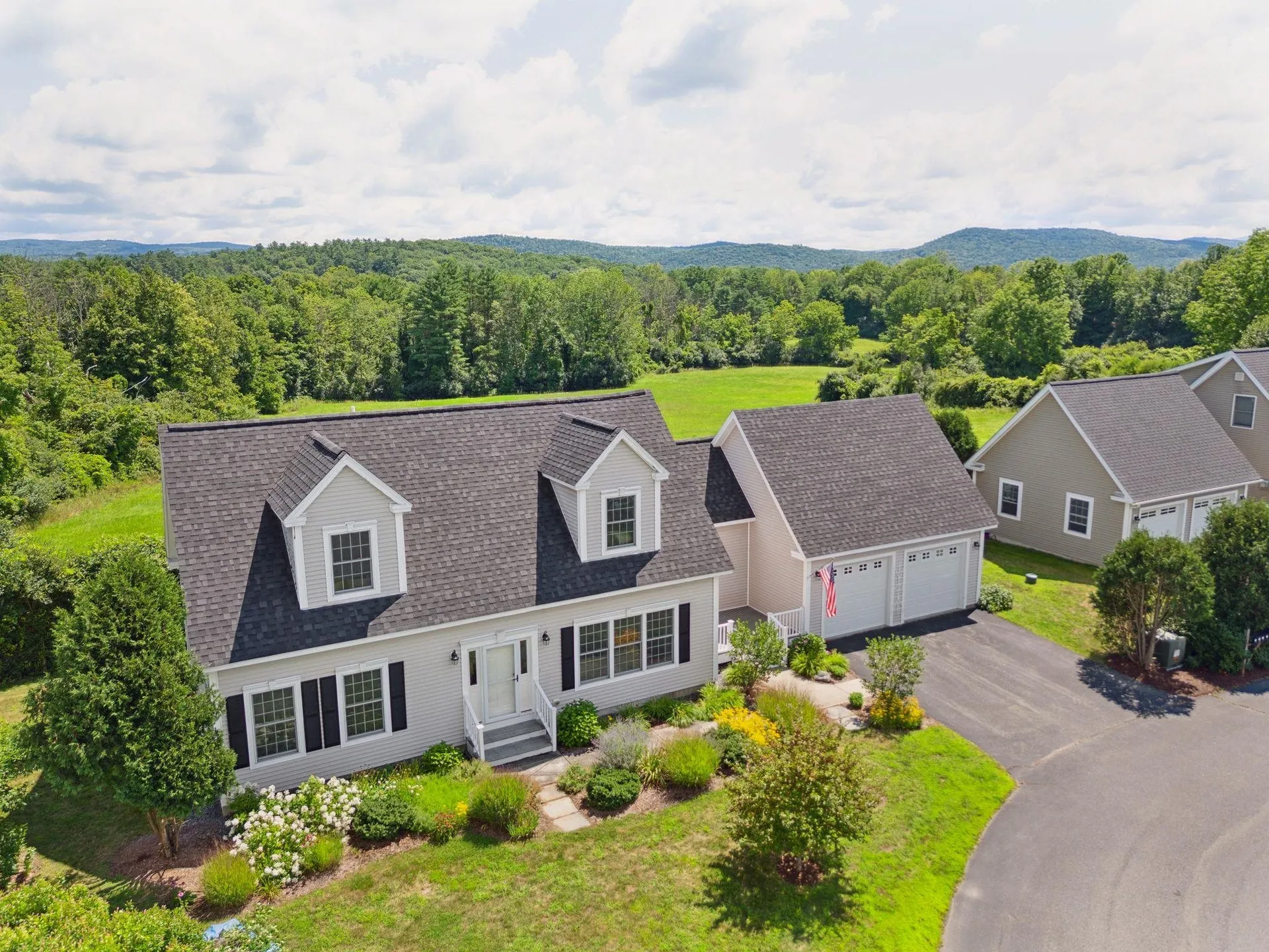 34 Brick House Lane Hartford VT 05001