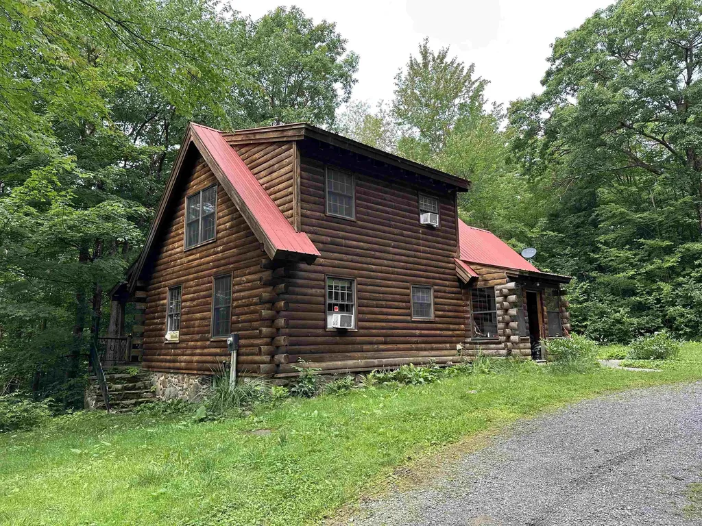 16 Kilburn Lane Westford VT 05494
