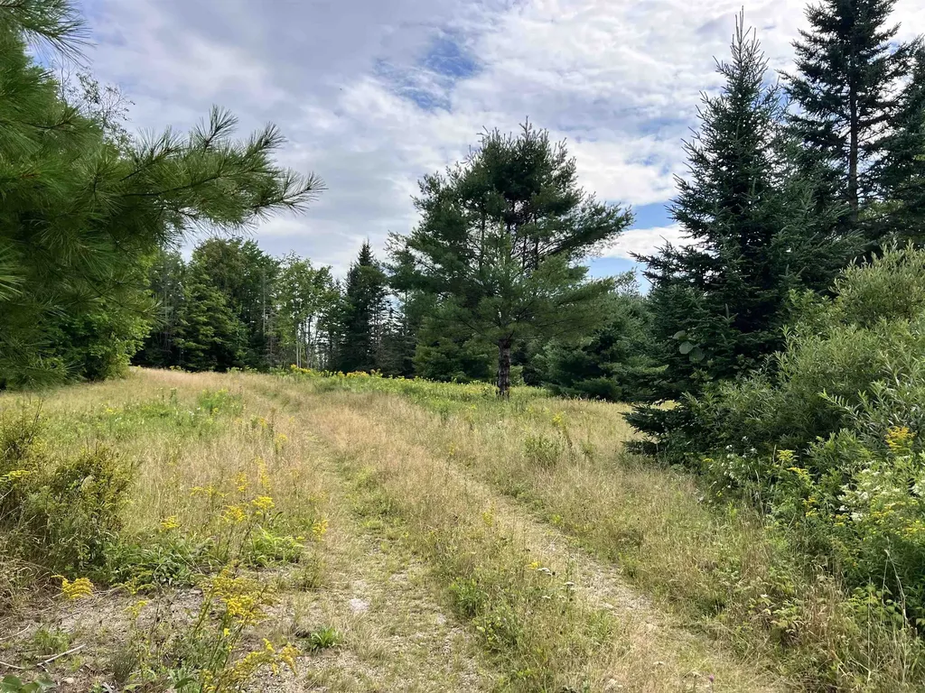 153 Garland Road Lancaster NH 03584