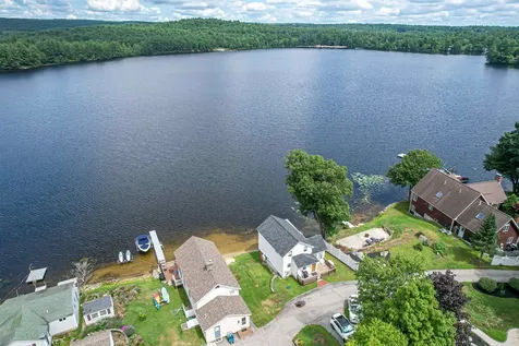 35 Lake Potanipo Road Brookline NH 03303