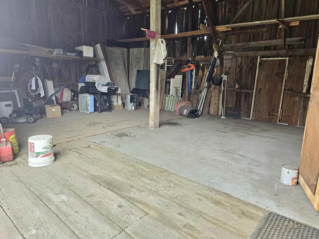 17 Harvey Mountain Road Barnet VT 05821