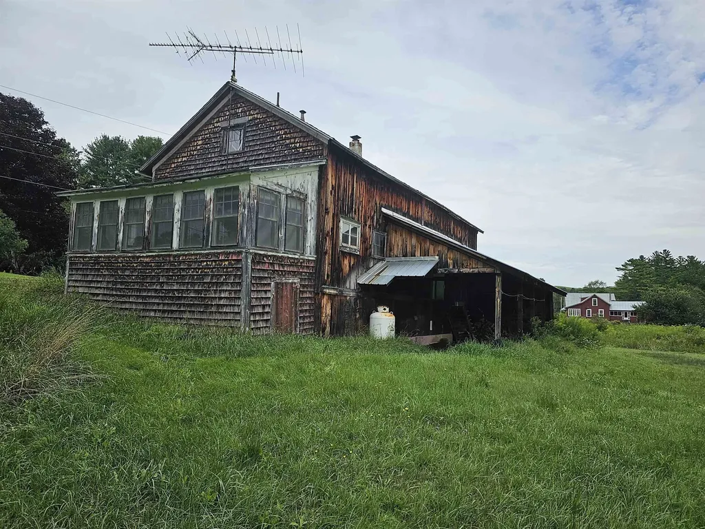 17 Harvey Mountain Road Barnet VT 05821