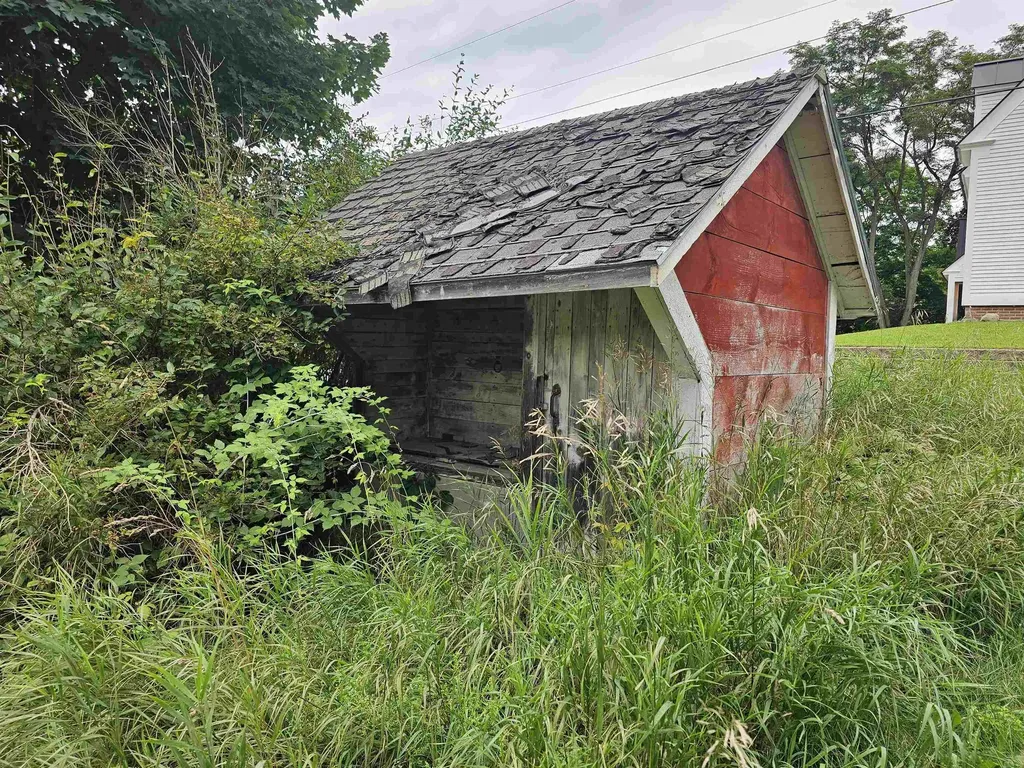 17 Harvey Mountain Road Barnet VT 05821