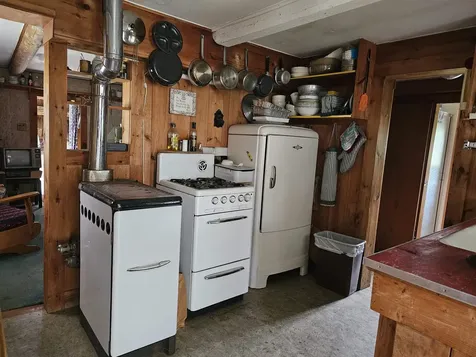 17 Harvey Mountain Road Barnet VT 05821