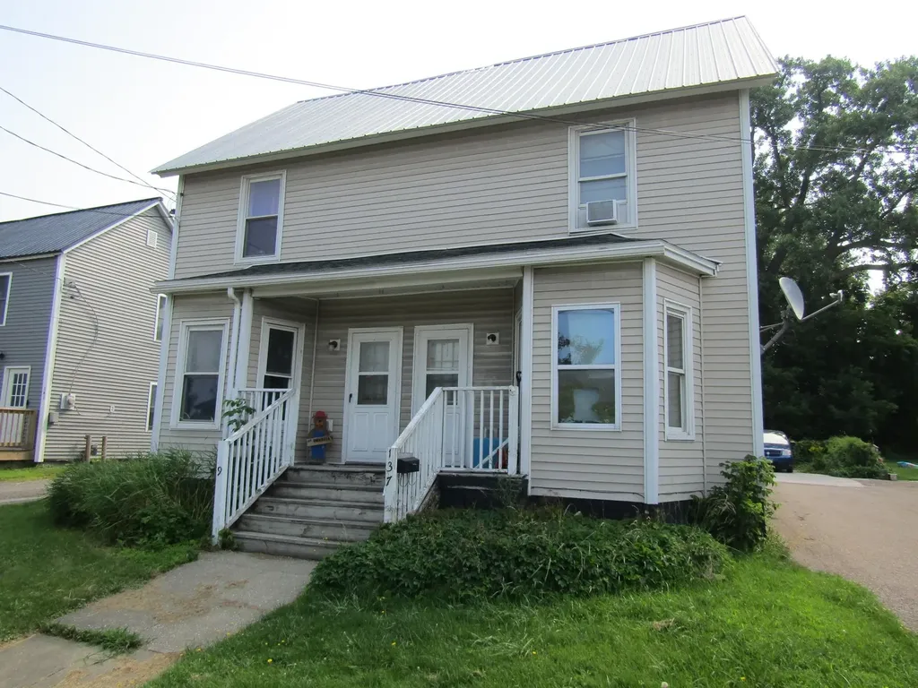 137-139 Federal Street St. Albans City VT 05478