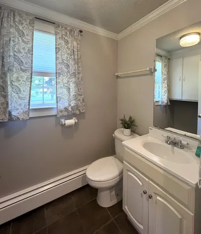9 Newton Junction Road Kingston NH 03848