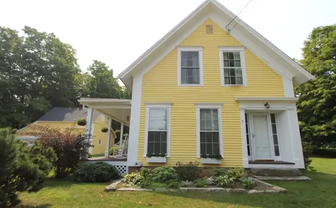 9 Newton Junction Road Kingston NH 03848