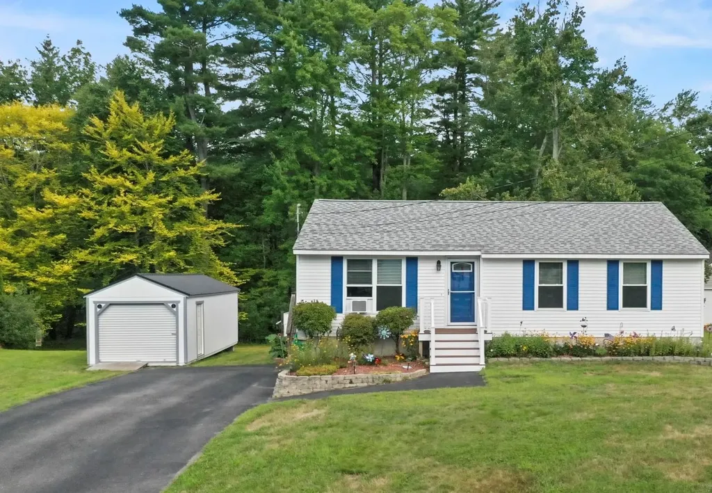 6 Weeping Willow Drive Rochester NH 03867