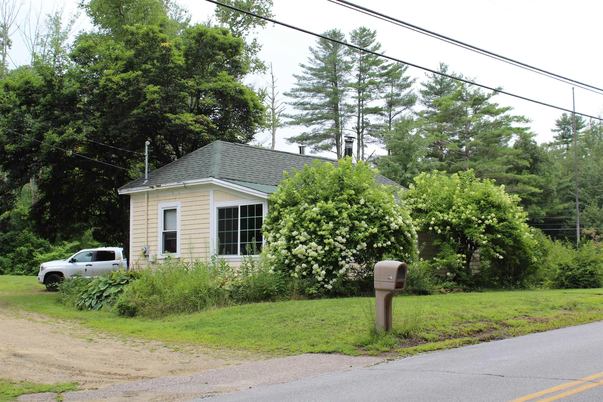 118 Waukewan Street Meredith NH 03253-5727