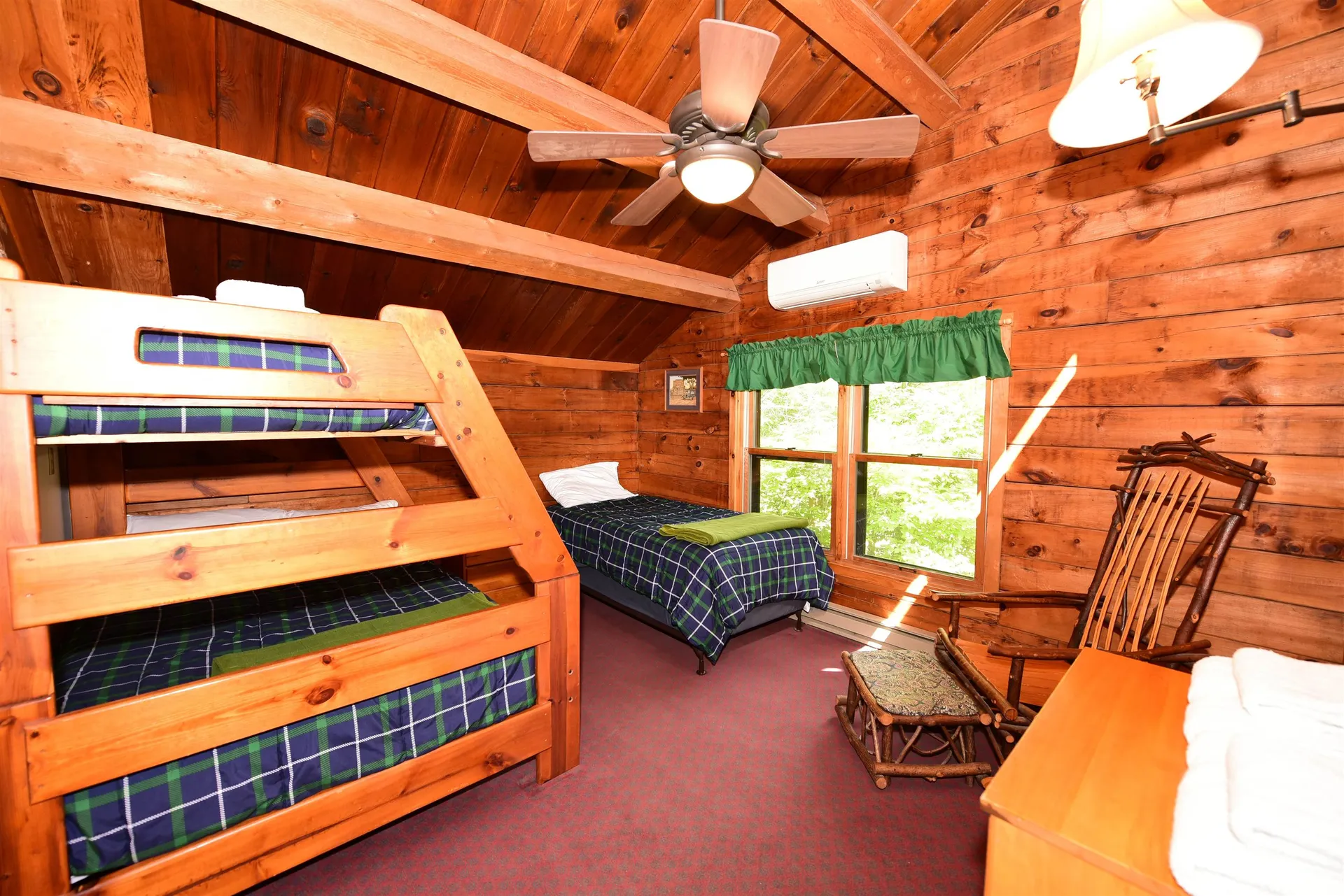 4 D Street Conway NH 03818