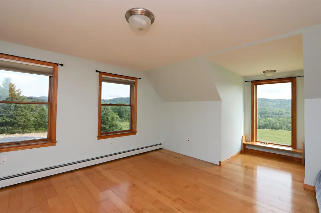 2498 Cookeville Road Corinth VT 05039