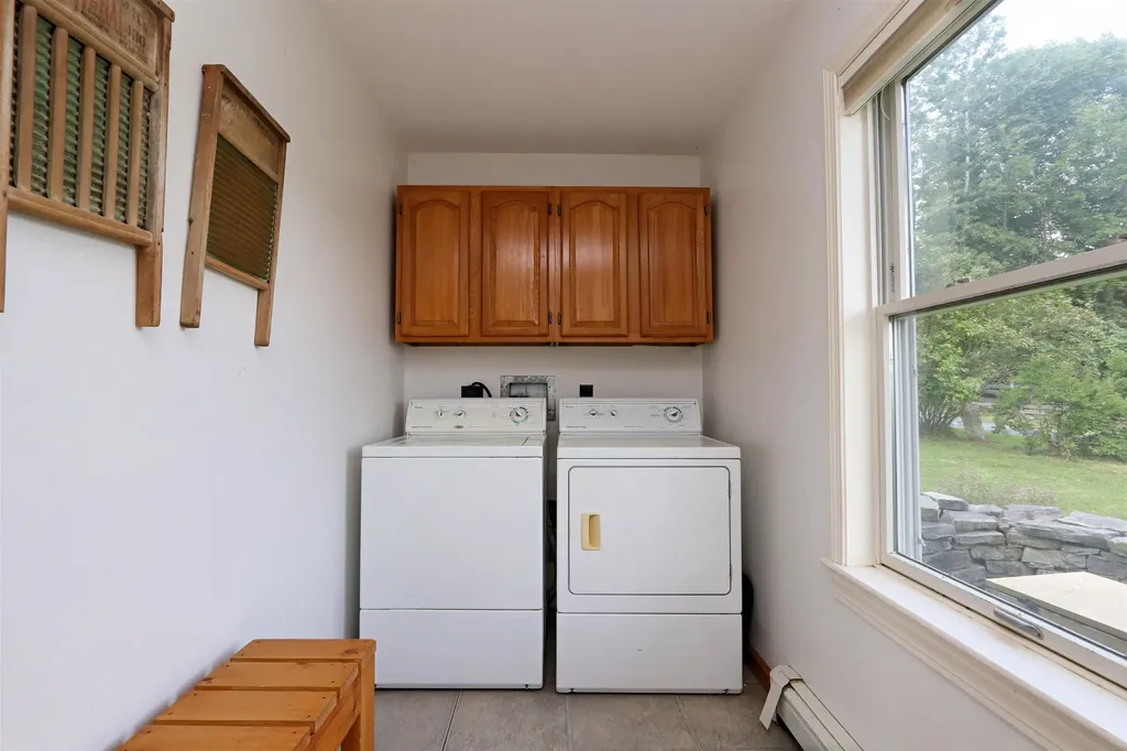 2498 Cookeville Road Corinth VT 05039