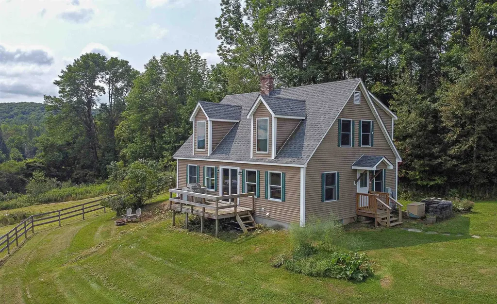 2498 Cookeville Road Corinth VT 05039
