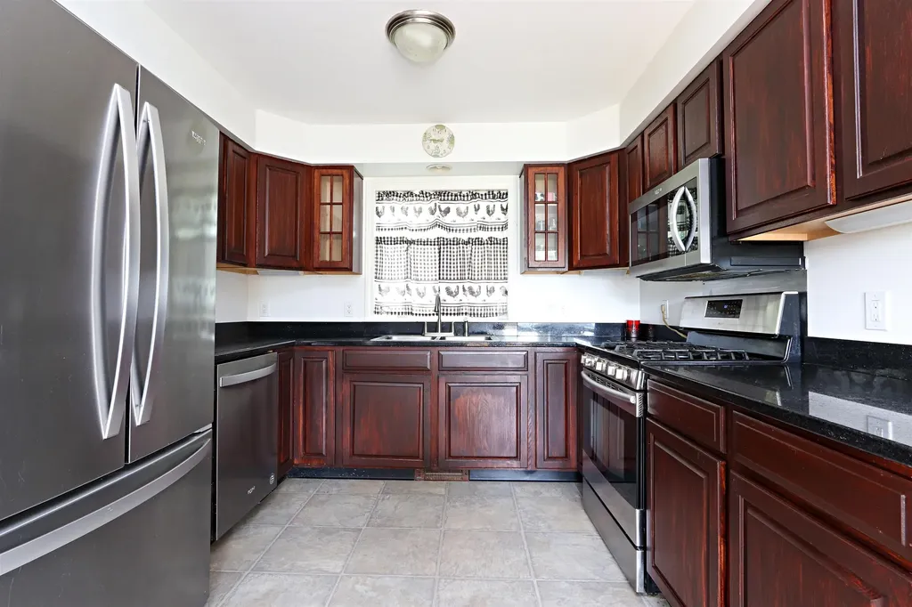 2498 Cookeville Road Corinth VT 05039