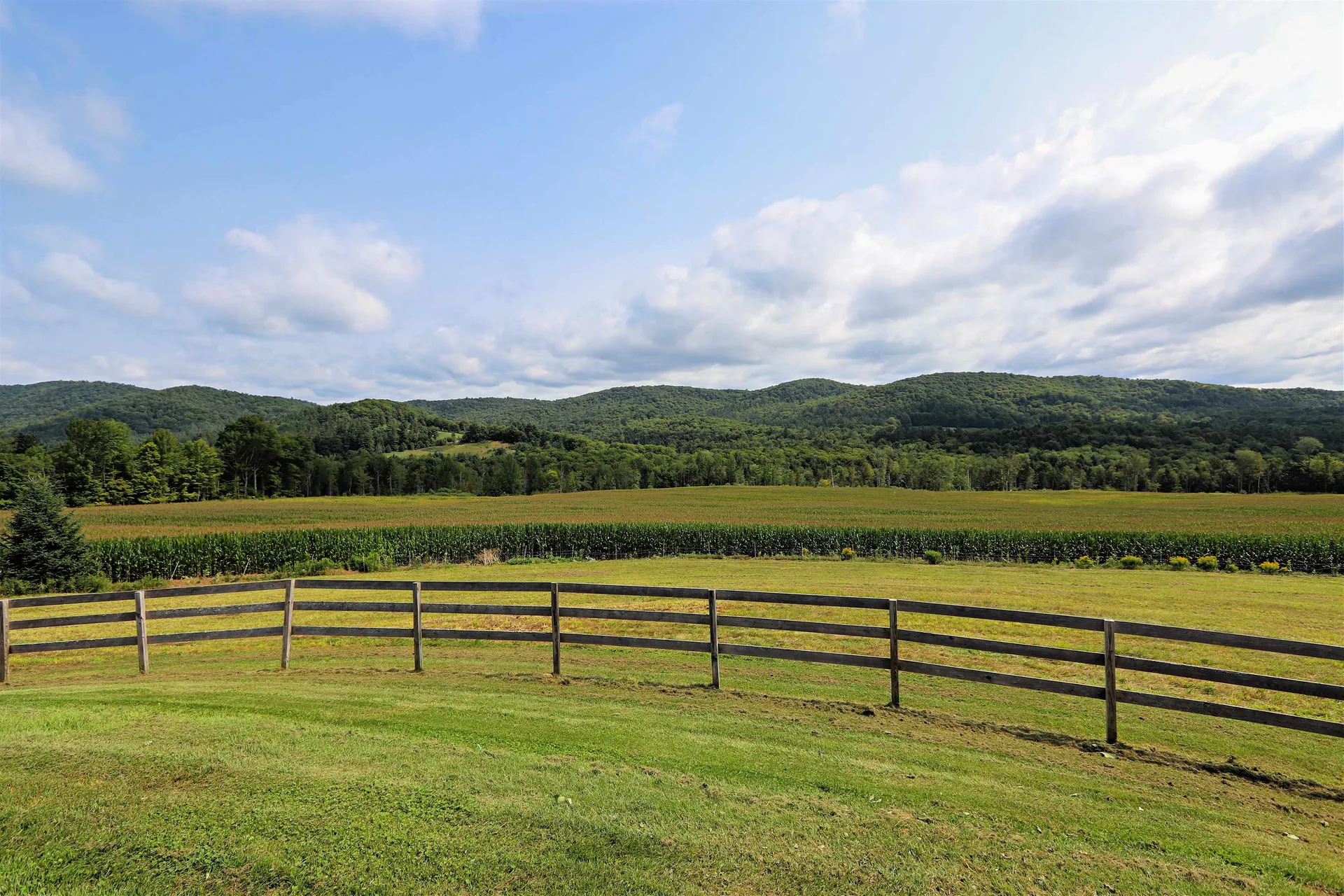 2498 Cookeville Road Corinth VT 05039