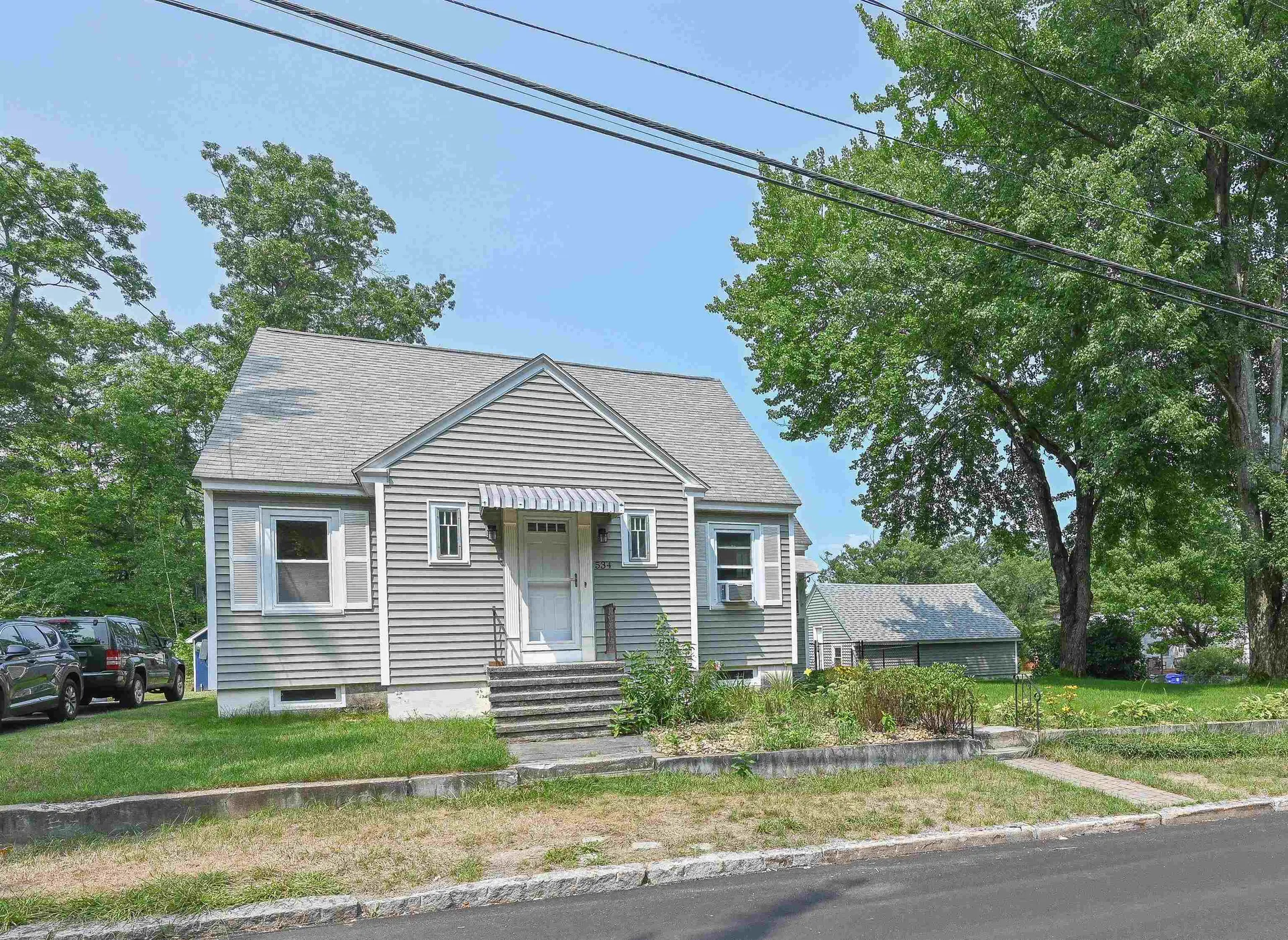 534 Vinton Street Manchester NH 03103