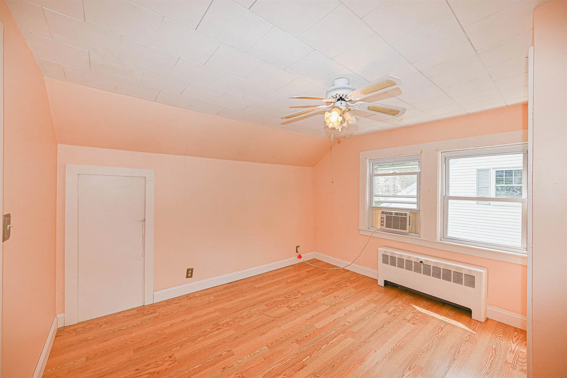 534 Vinton Street Manchester NH 03103