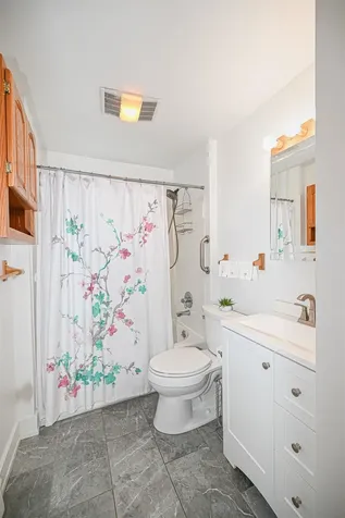 534 Vinton Street Manchester NH 03103