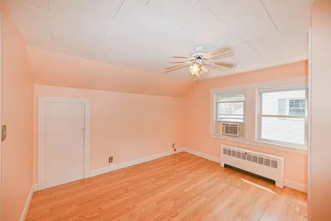 534 Vinton Street Manchester NH 03103