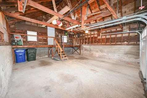 534 Vinton Street Manchester NH 03103
