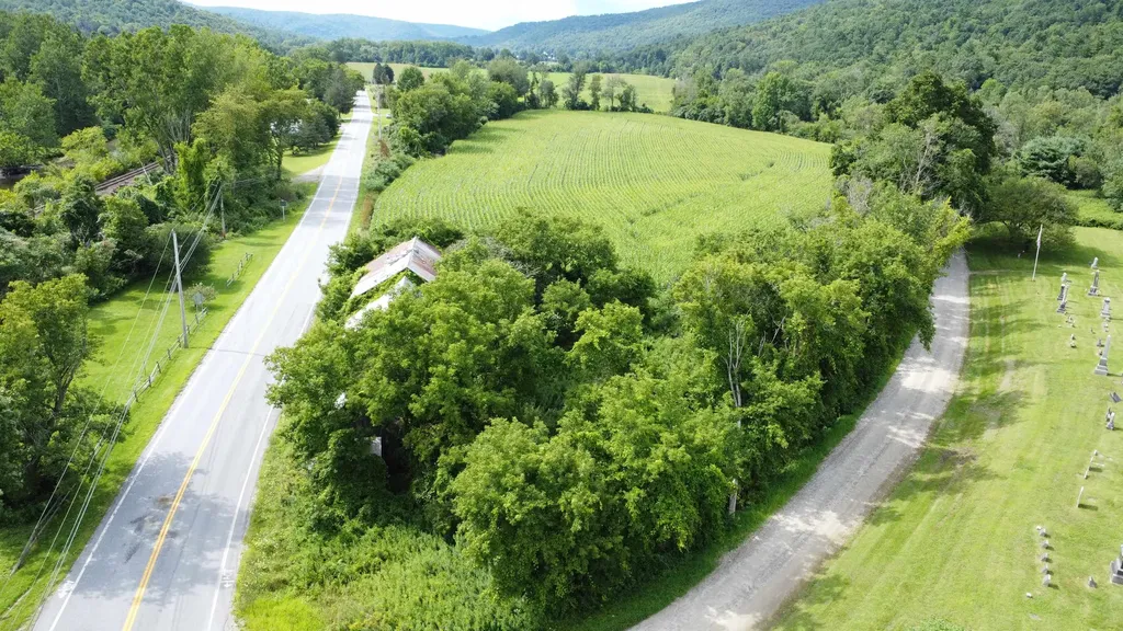 00 Route 346 Pownal VT 05260