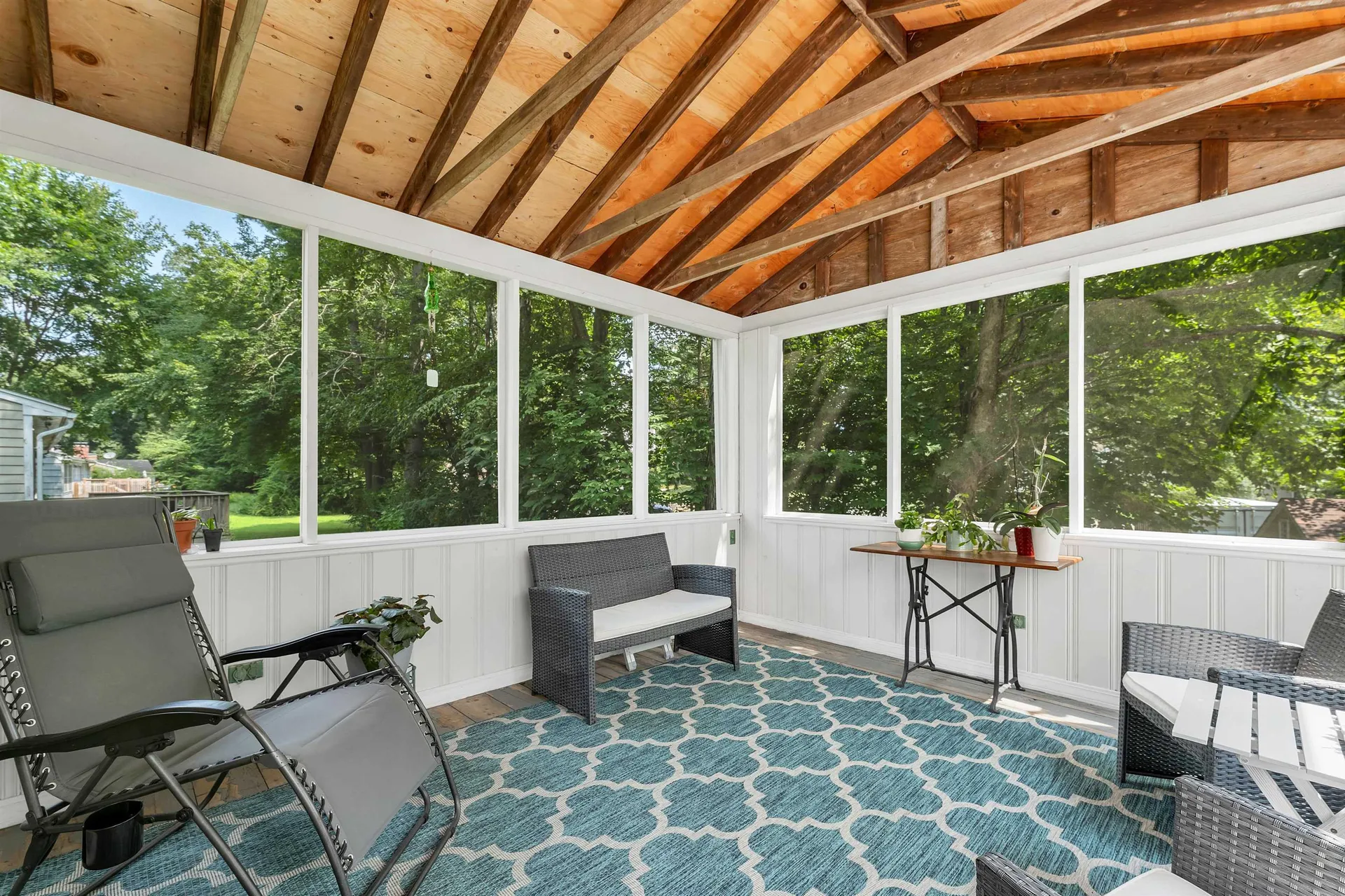 17 Longwood Drive Hampton NH 03842