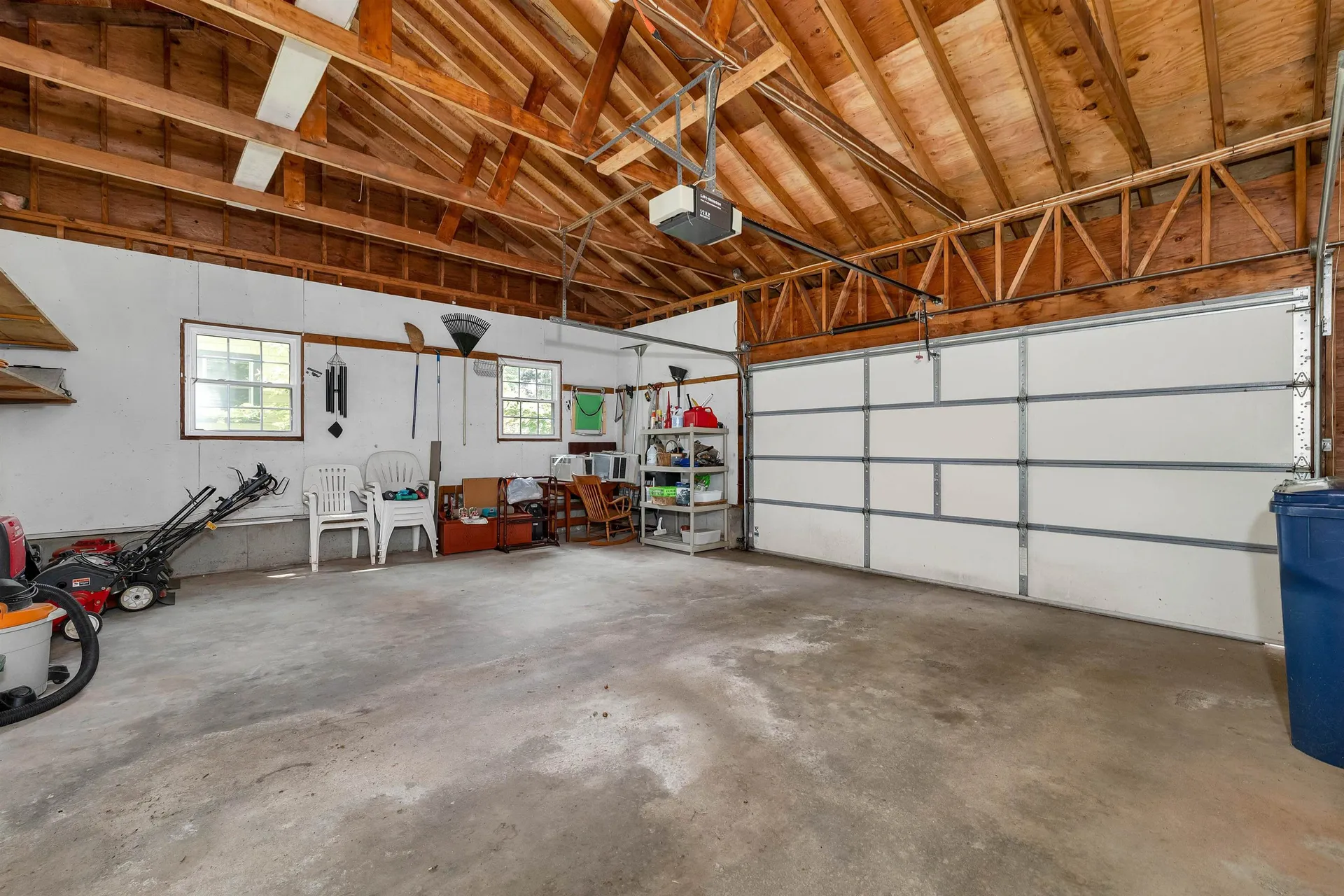 17 Longwood Drive Hampton NH 03842