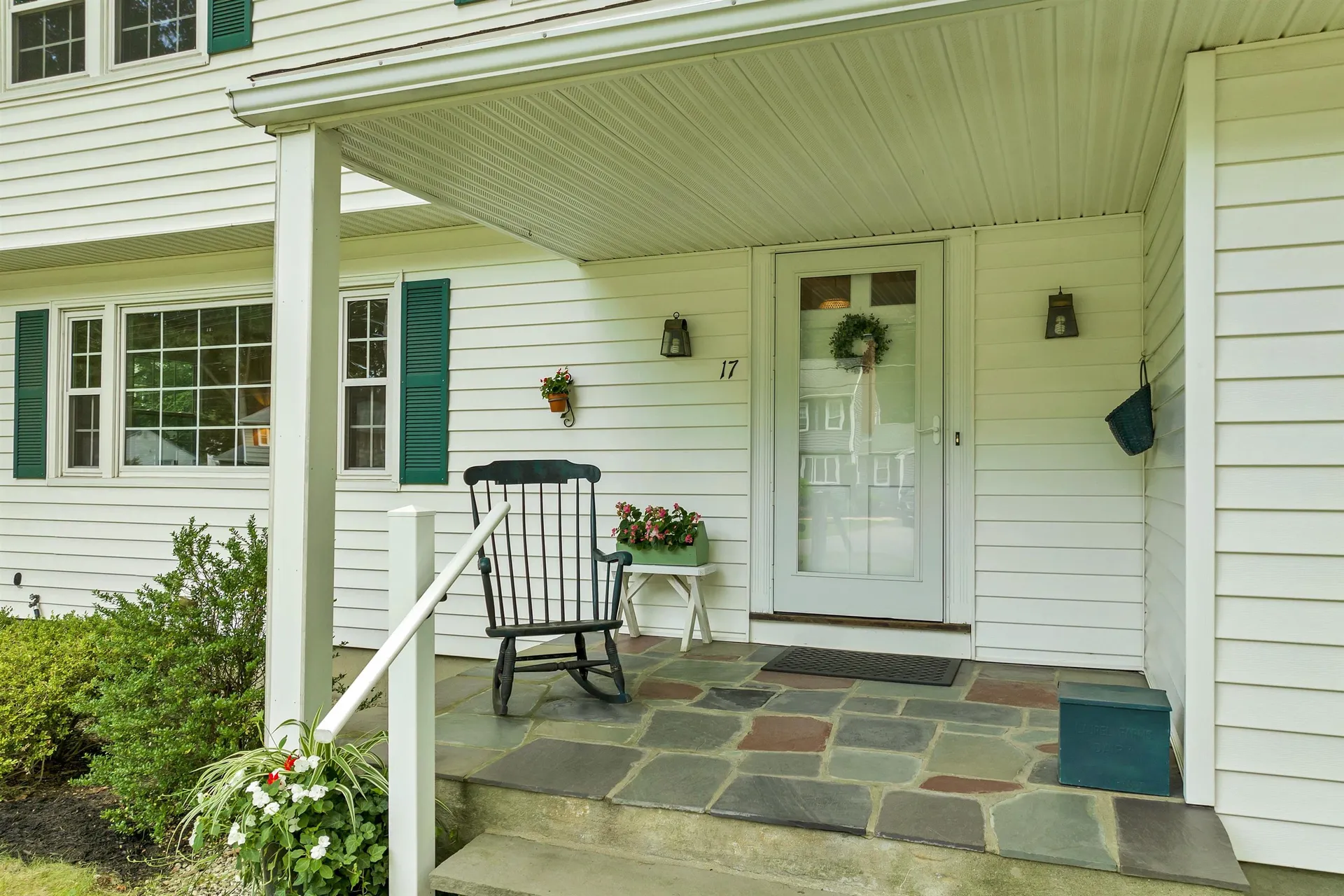 17 Longwood Drive Hampton NH 03842