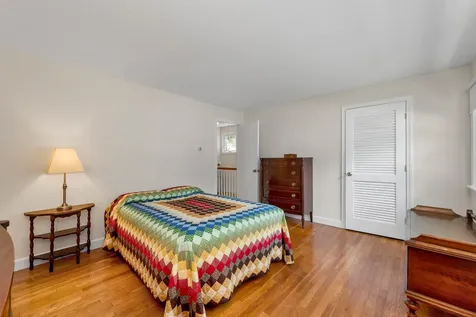 17 Longwood Drive Hampton NH 03842