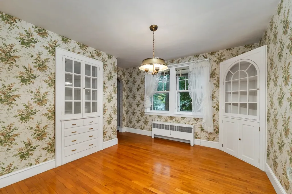210 Salmon Street Manchester NH 03104