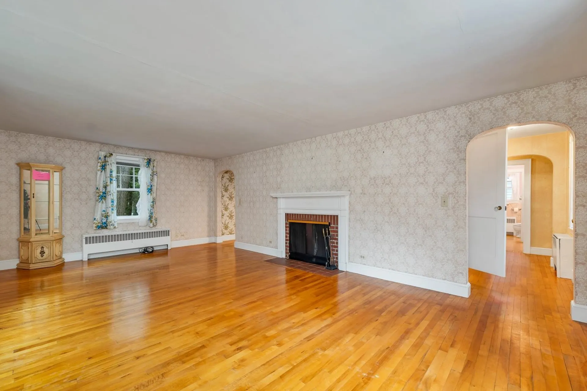 210 Salmon Street Manchester NH 03104