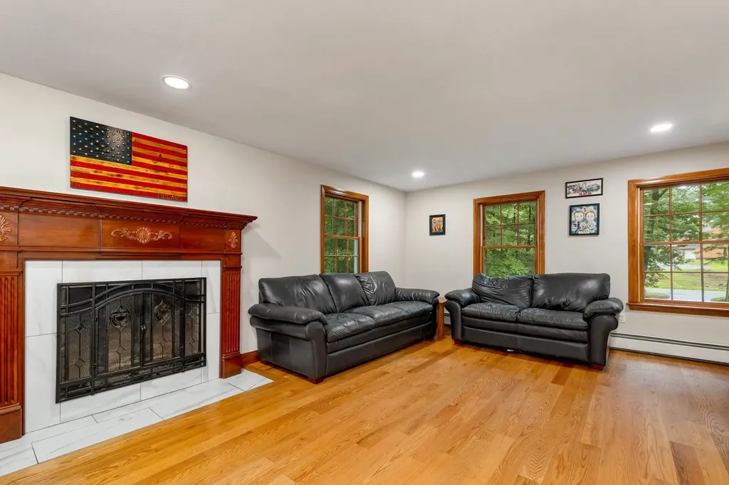 60 Buttrick Road Hampstead NH 03841