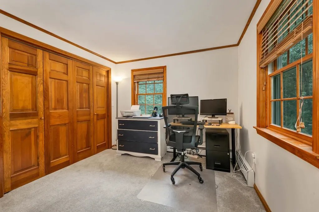 60 Buttrick Road Hampstead NH 03841