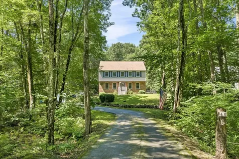 60 Buttrick Road Hampstead NH 03841